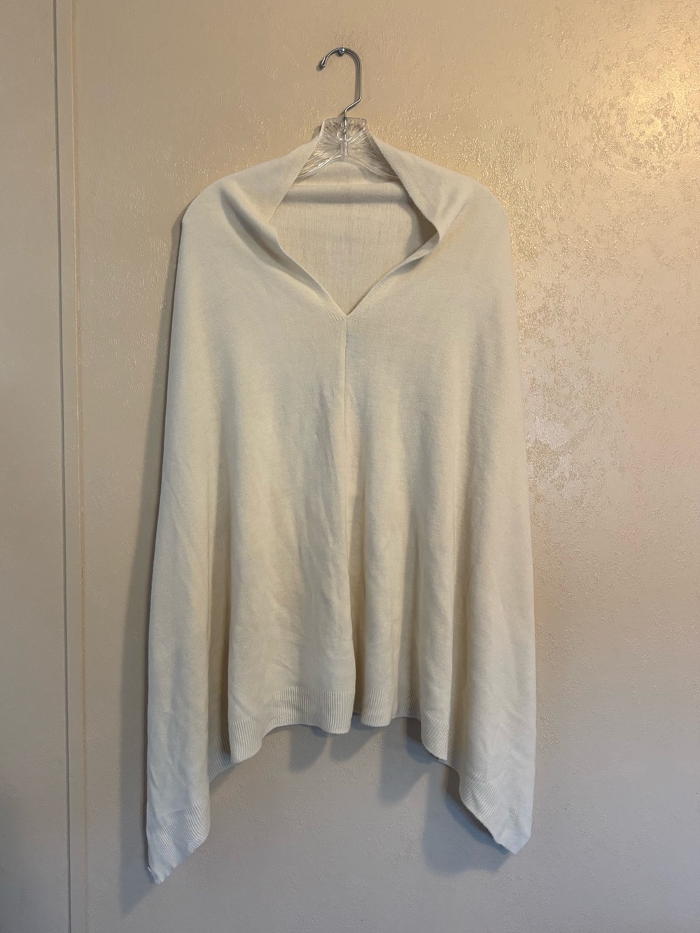 NWT Coco + Carmen women’s Lightweight Poncho OS